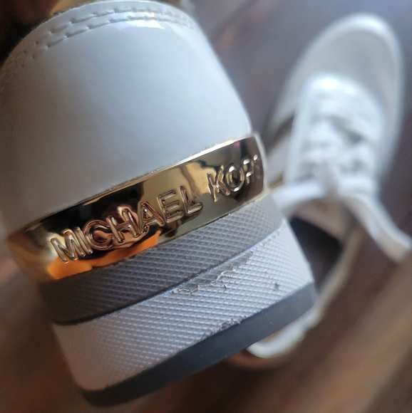 MICHAEL KORS Allie Extreme Mixed-Media Trainer Sneakers Gold/White Size 7 - Picture 13 of 13